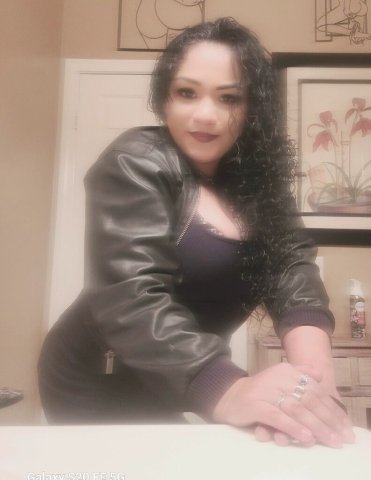 Palm Springs Female Escort — Account Access, After 8 pm - 1