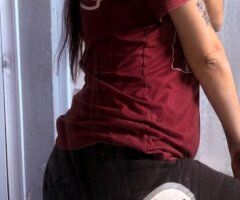 Galveston GFE Hour Special — Deposit Only, 2 Girls (Upscale Men) - Image 2