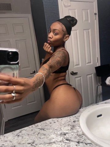Outcalls Only — Private Sessions for Respectful Guests - 1