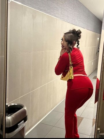 Kansas City, MO Trucker-Friendly Female Escort — Incalls & Outcalls - 1