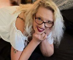 Mature Lady Discreet Companionship in Central Atlanta - Image 2