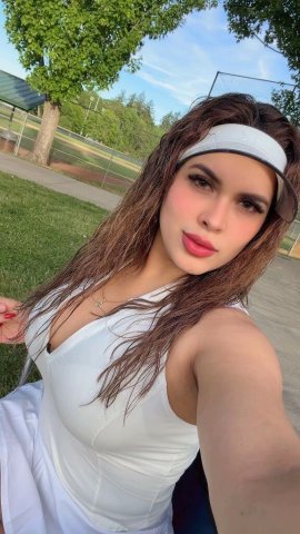 Miami Florida Female Escort — Flirty Midnight Distraction - 1