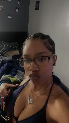 Seattle Discreet Escort — Outcalls Available (Deposit Required) - 1