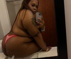 Submissive Greensboro NC Female Escort — Sensual Discreet Service - Image 3