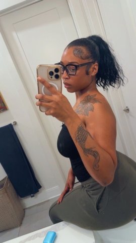 New in town thick real fat ass incalls only (Baltimore) - 1