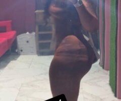 Real 2 Girl Special + In-Calls/Out-Calls — Huntsville Escort - Image 3