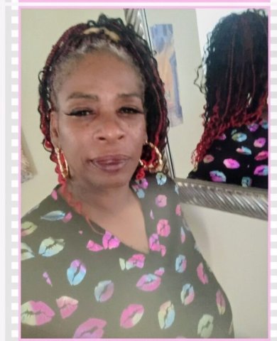 Seattle MILF Escort — NoN Pro Let's Play, 35+ - 1