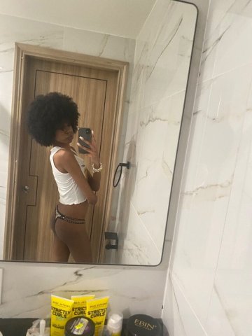 Bronx Female Escort — In-Calls Only, No Raw Sex - 1