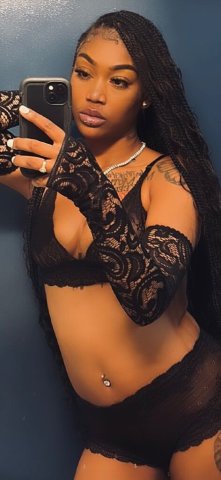 Shreveport Female Escort — Slim & Petite In-Call/Out-Call Fun - 1