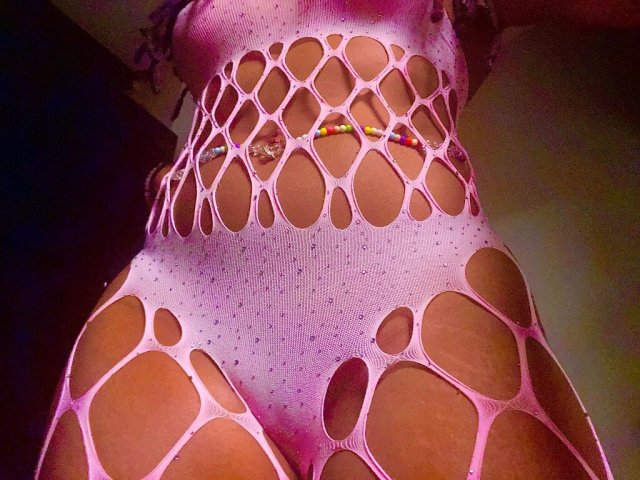 Luxury Financial Dominatrix — In/Out Calls (Deposit Required) - 1