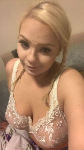 Ruby — Blonde Bombshell 36G Custom Photos, Video & FaceTime Seattle - 1
