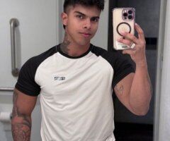 Miami Male Escort — Colombian Host with big 8-inch - Image 12