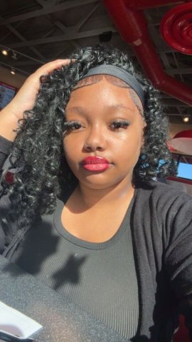 Charlotte Female Escort — 30 Min / 100 Qv - 1