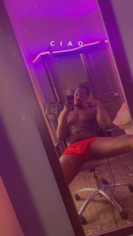 Tray in Dayton: Male Escort for “Real Men” Seeking No Games - 1