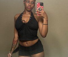 Houston Female Escort — QV, Handjob & Head Sessions - Image 3