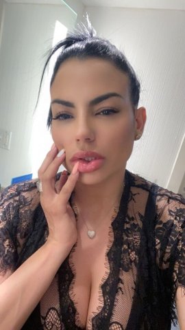 Claudia in Syracuse — Real Photos Call - 1