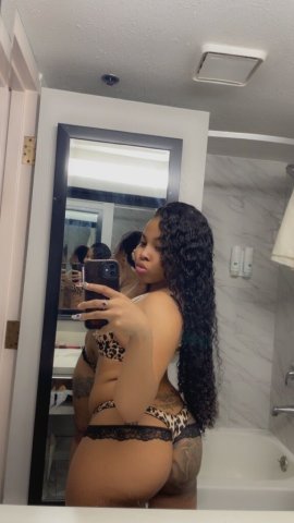 Toledo Female Escort — Outcall, STD-free, no bare, fetish/pegging - 1