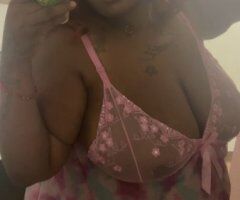 Danville, VA Curvy Female Escort — discreet satisfaction - Image 3
