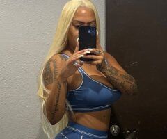 Bella — Discreet Dates, Tantric Massage & Lap Dances in Los Angeles - Image 3