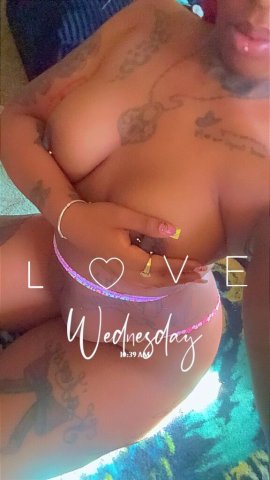 Des Moines Female Escort — Fetish-Friendly Companion with Two-Girl Shows - 1