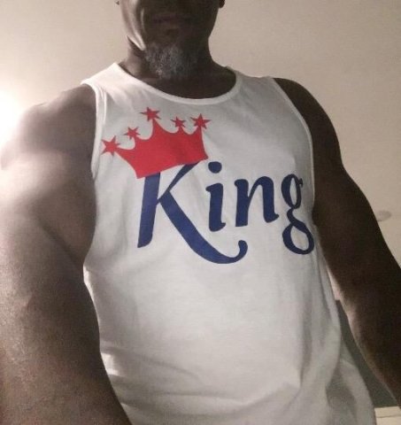 Milwaukee Incall & Outcall Female Needed — Heavy Shooter (Couples Welcome) - 1