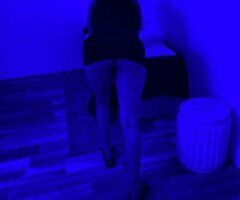 Inland Empire Latinas — 23-Year-Old Couples Massage & Romance - Image 2
