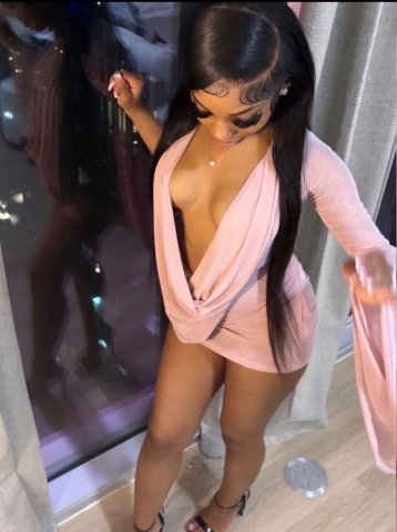 Oakland/East Bay Wet Juicy Pussy Play (Outcalls Only) - 1