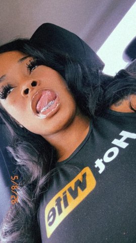 Detroit MI Female Escort — Incalls & Outs with Video Verify - 1