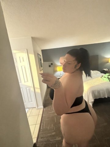 PAWG Female Escort in Virginia Beach — In-call & Out-call - 1