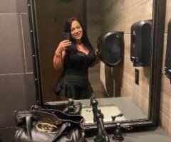 Cincinnati Italian Goddess — In-call or outcall massage table - Image 4