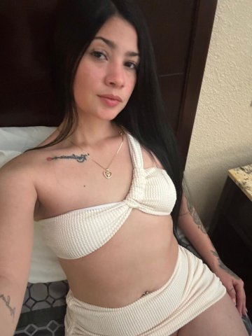 Monterey CA Latina Female Escort — posiciones y besos - 1