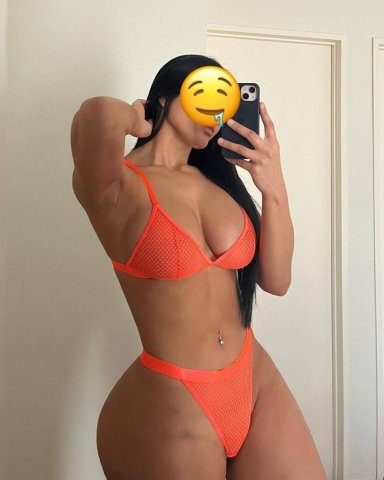 Fredericksburg, VA Venezuelan Female Escort — 24/7 Service - 1
