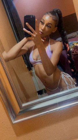 Los Angeles, CA Petite Caramel Skin Incall & Outcall Escort — Text Fast Response - 1