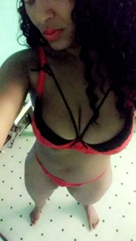 Portland Exotic Escort — Soft Vibe, Pretty Face, Curves - 1