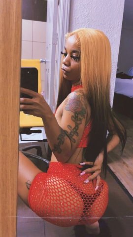 Birmingham Female Escort — TPE/Liquid/Enclosed escpg vibe (Massage, Fetish-friendly) - 1