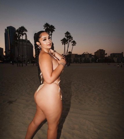 Orange County Bombshell Escort — Limited-Time New Arrival - 1