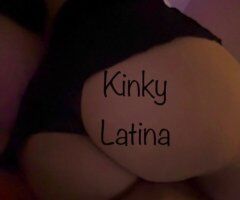 Los Angeles escorts - Los Angeles Female Escort — Deepthroat & big natural lips video play