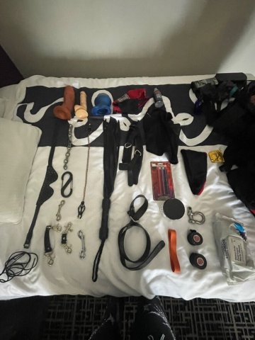 5-Star Rated Manhattan Incalls & Outcalls (Hung Male Escort) - 1