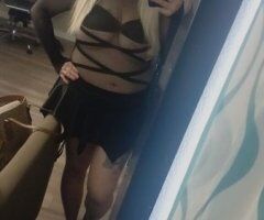 Cincinnati escorts - Pink Wet Experience  42DDs — Incall Only, QV/HHR Duos