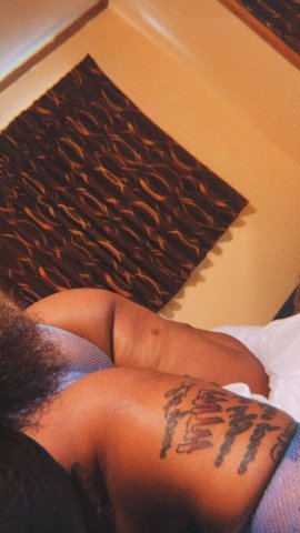Milwaukee In-Call Adult Service — “Come Here Daddy” - 1