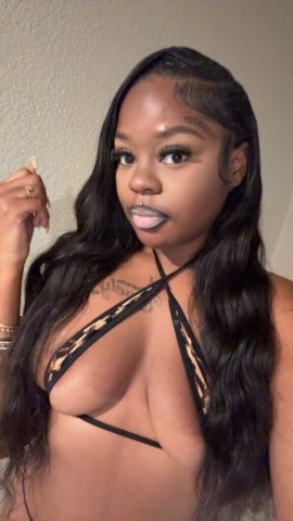 Richmond Incalls & Outcalls — Slim-Thick Young Female Escort (Nicki) - 1