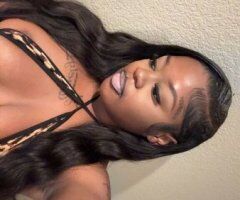 Richmond Incalls & Outcalls — Slim-Thick Young Female Escort (Nicki) - Image 5