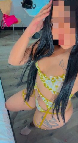 Sexy Curvy Latina Escort — Modesto, CA (Real Photos) - 1