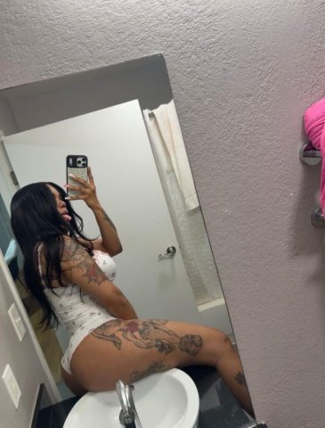 Black & sweet escort — 1-week stay on Long Island, New York - 1