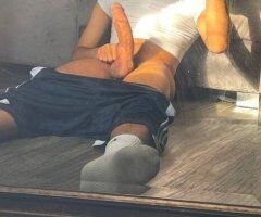 Detroit escorts - Detroit Male Escort — 9.5-inch Pipe, Massage & Cast Play
