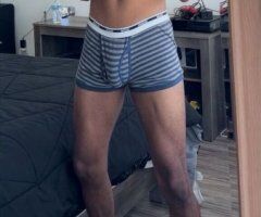 Detroit Male Escort — 9.5-inch Pipe, Massage & Cast Play - Image 2
