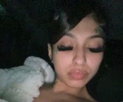 Small & Petite Facetime Shows — Los Angeles - Image 2