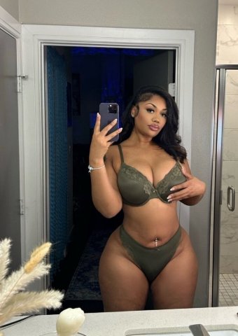 Spokane WA Female Escort — Upscale, classy provider - 1
