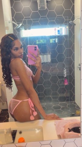 Virginia Beach Female Escort — Nuru, Massage, Fetish-Friendly Service - 1