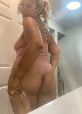 Seattle WA 18-Year-Old 5'10 Lightskin Escort — Sloppy Deep Throat - 1